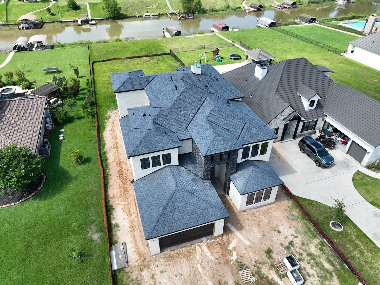 7b757d50-9aad-4fd6-be6d-6d45856fa280-1